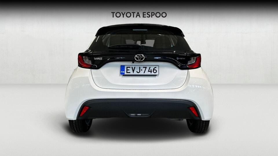 Toyota Yaris vaihtoauto