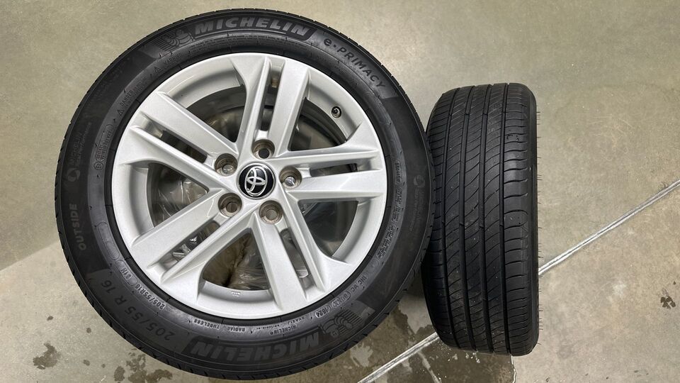 Toyota Corolla vaihtoauto