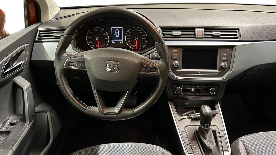 SEAT Arona vaihtoauto