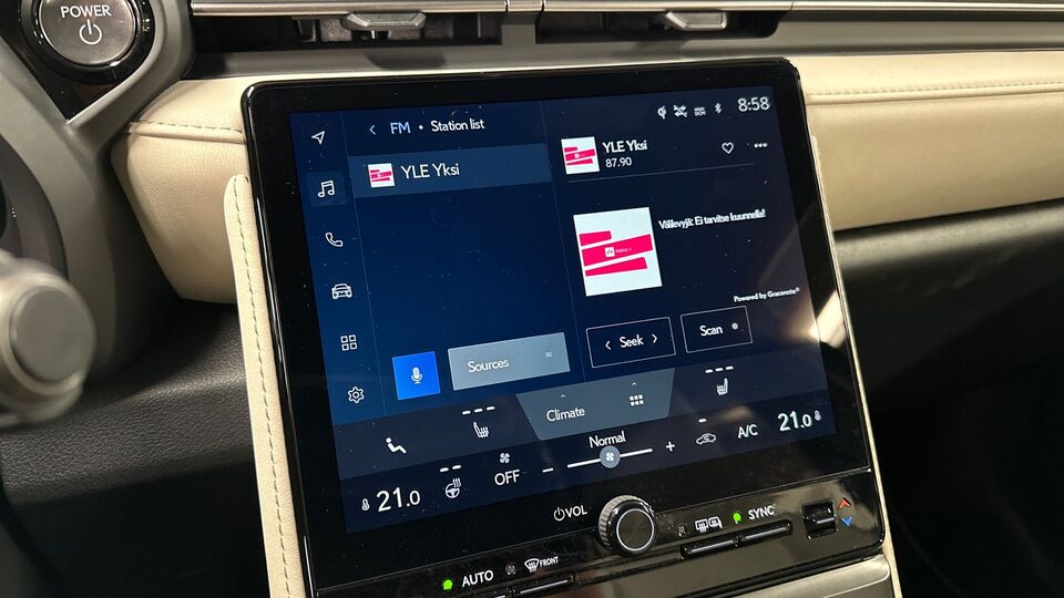 Lexus LBX vaihtoauto