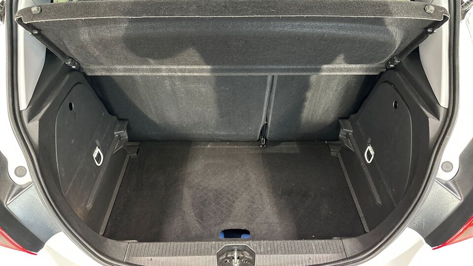 Opel Corsa vaihtoauto