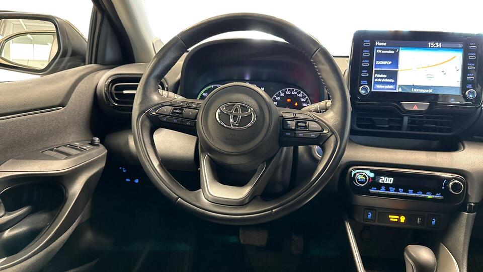 Toyota Yaris vaihtoauto