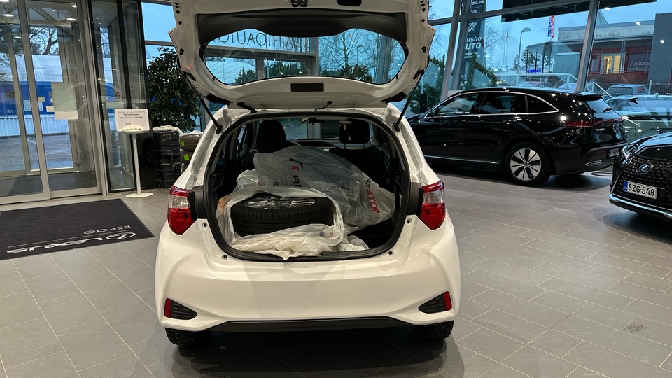 Toyota Yaris vaihtoauto