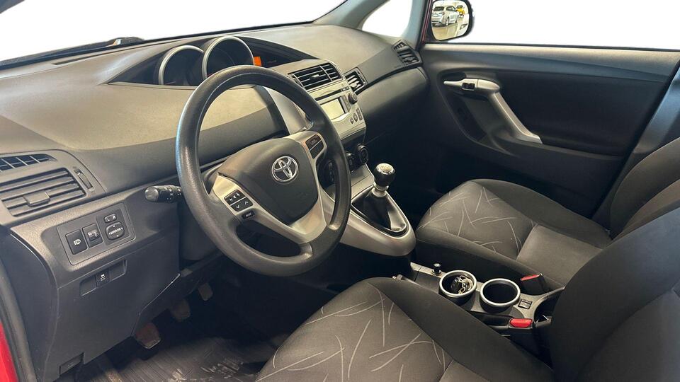 Toyota Verso vaihtoauto