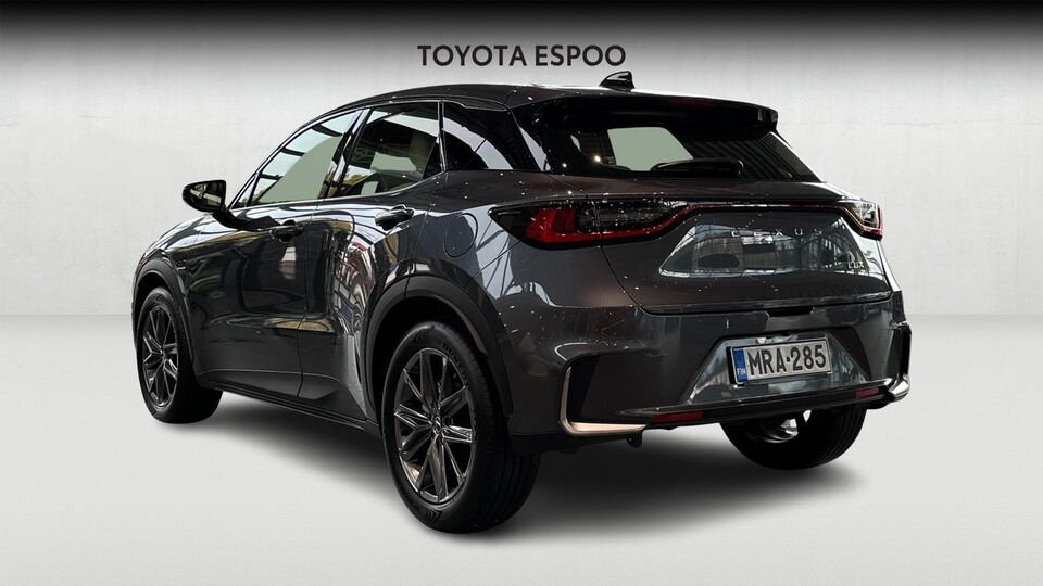 Lexus LBX vaihtoauto