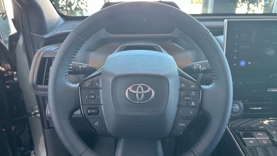 Toyota bZ4X vaihtoauto