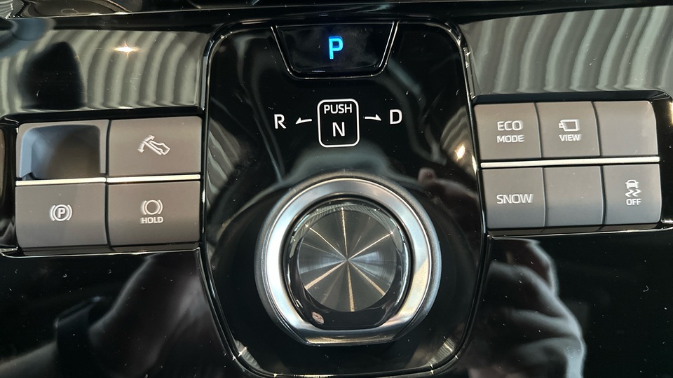 Toyota bZ4X vaihtoauto