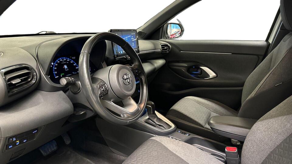 Toyota Yaris Cross vaihtoauto