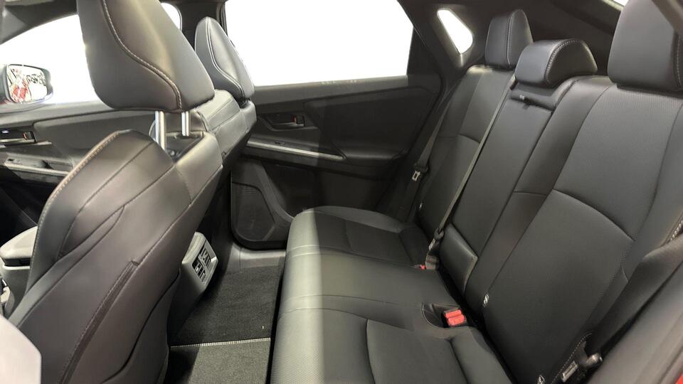 Toyota bZ4X vaihtoauto