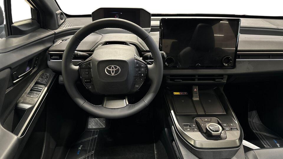 Toyota bZ4X vaihtoauto