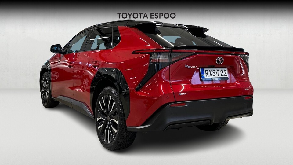 Toyota bZ4X vaihtoauto