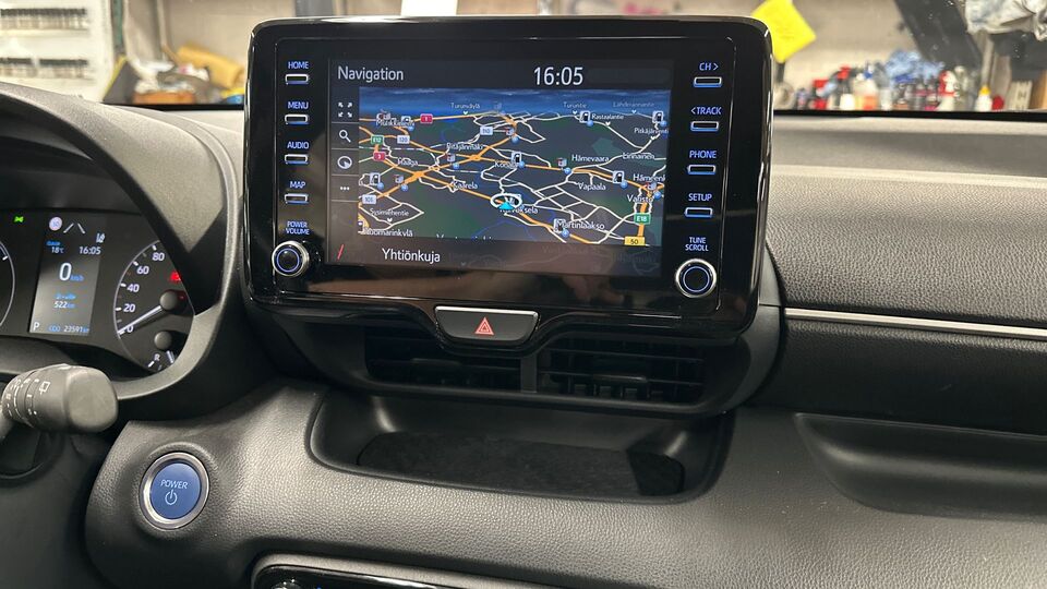 Toyota Yaris vaihtoauto