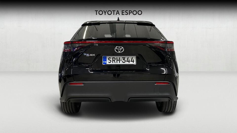 Toyota bZ4X vaihtoauto