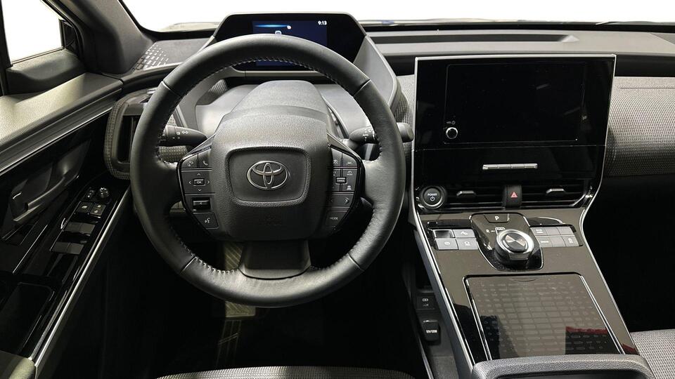 Toyota bZ4X vaihtoauto