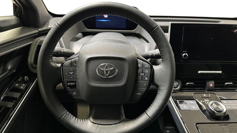 Toyota bZ4X vaihtoauto