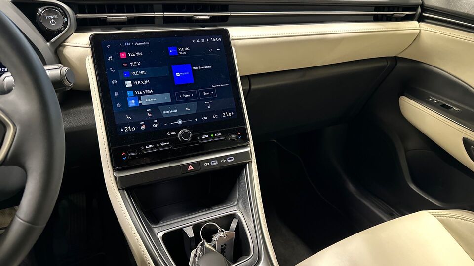 Lexus LBX vaihtoauto