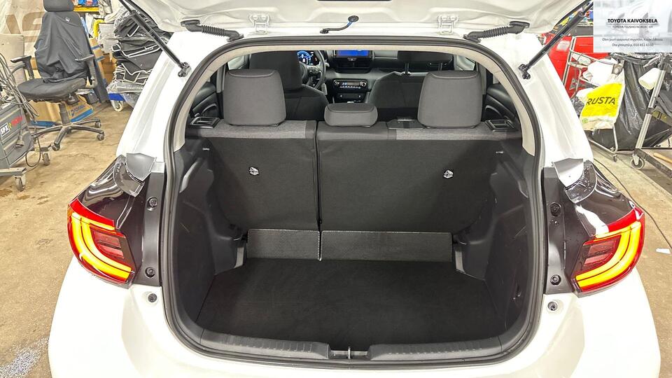 Toyota Yaris vaihtoauto