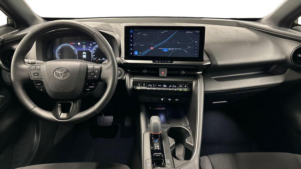 Toyota C-HR vaihtoauto