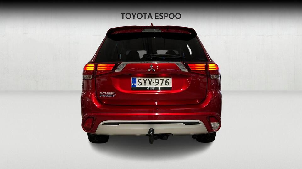 Mitsubishi Outlander PHEV vaihtoauto