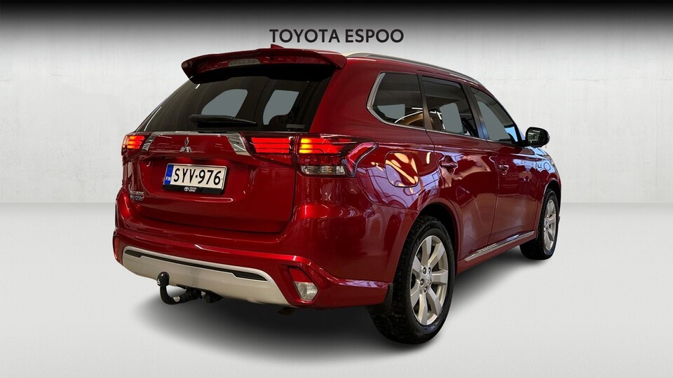 Mitsubishi Outlander PHEV vaihtoauto