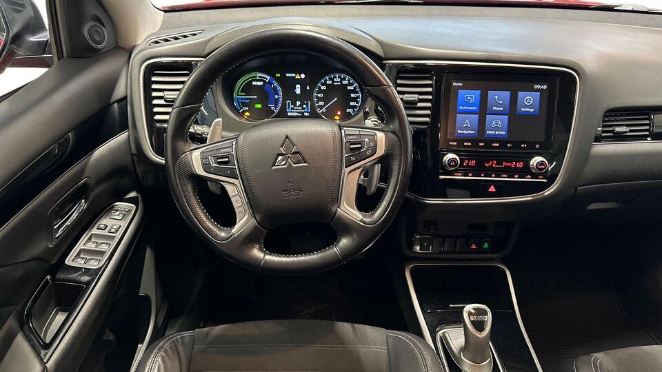 Mitsubishi Outlander PHEV vaihtoauto