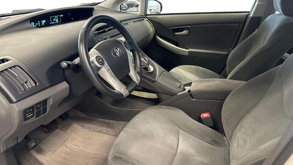 Toyota Prius vaihtoauto