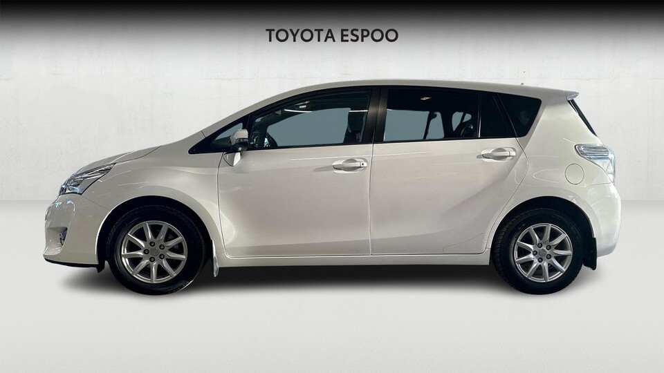 Toyota Verso vaihtoauto