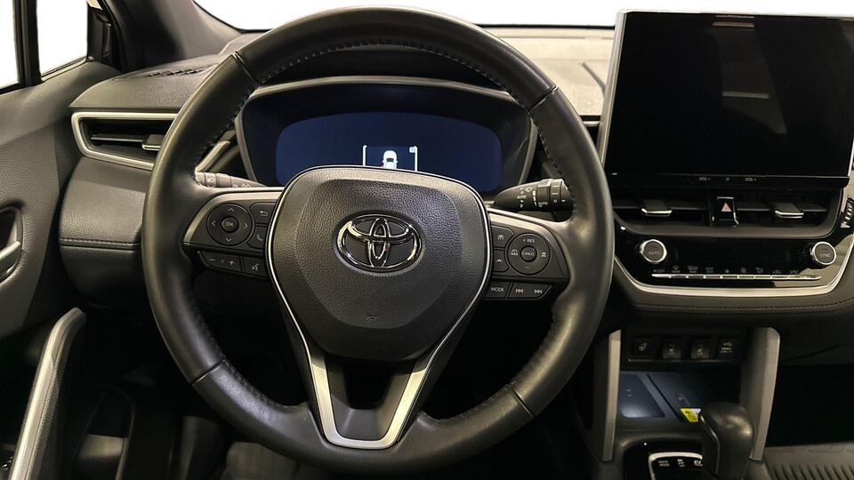 Toyota Corolla Cross vaihtoauto