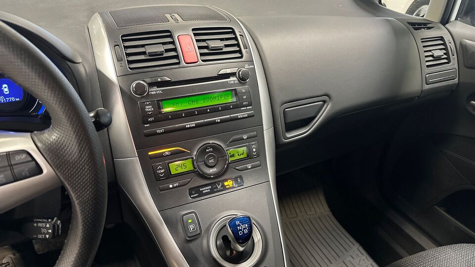 Toyota Auris vaihtoauto