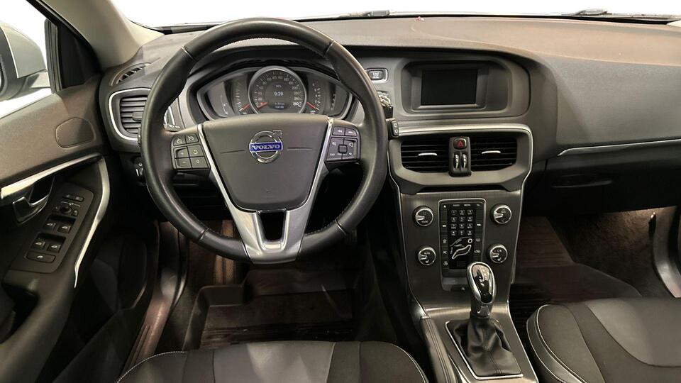 Volvo V40 vaihtoauto