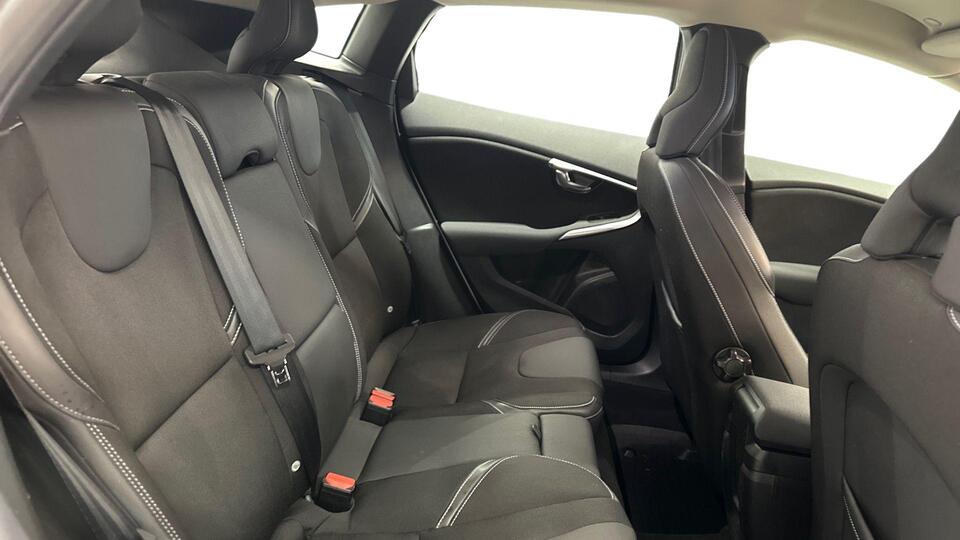 Volvo V40 vaihtoauto