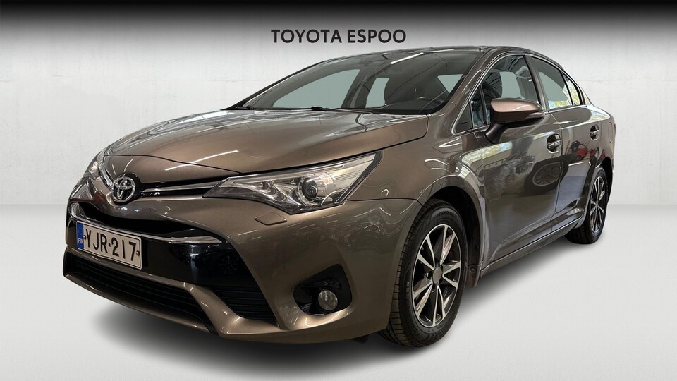 Toyota Avensis vaihtoauto