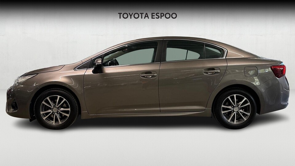 Toyota Avensis vaihtoauto