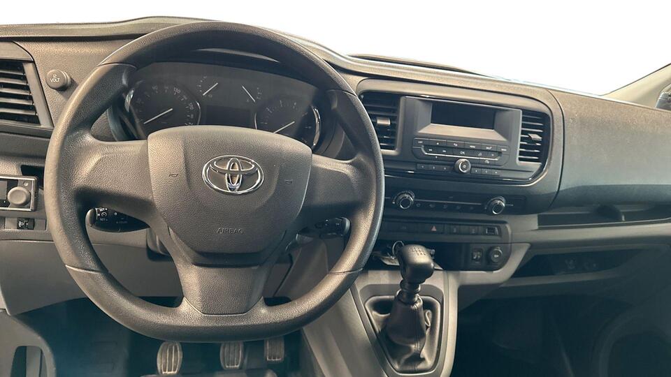 Toyota Proace vaihtoauto