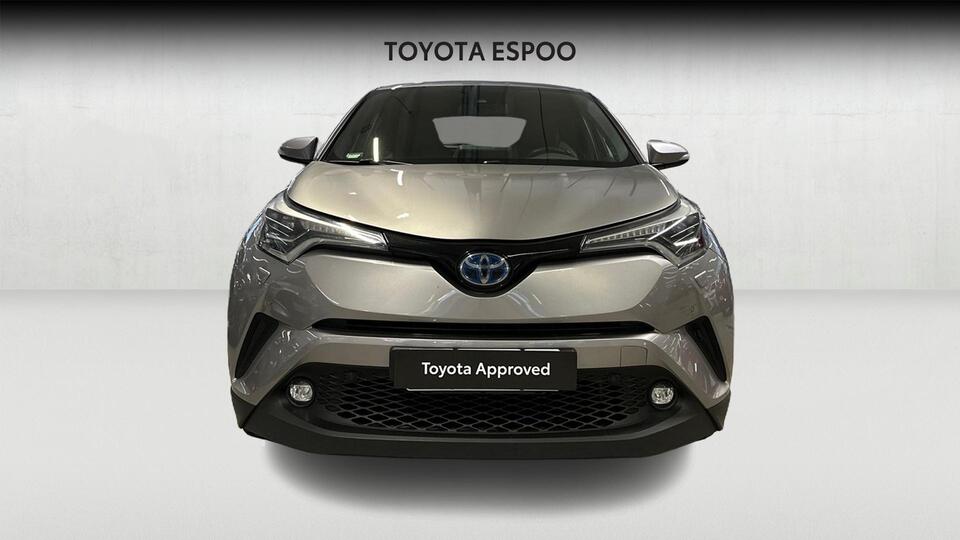 Toyota C-HR vaihtoauto