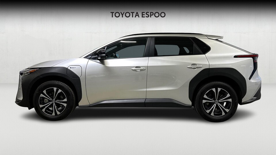 Toyota bZ4X vaihtoauto