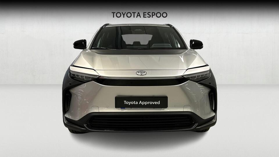 Toyota bZ4X vaihtoauto