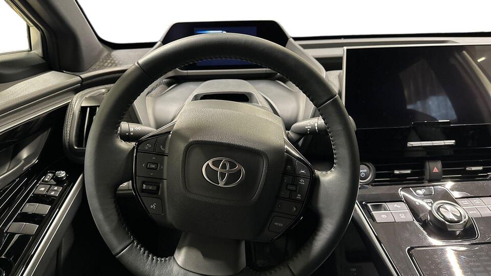 Toyota bZ4X vaihtoauto