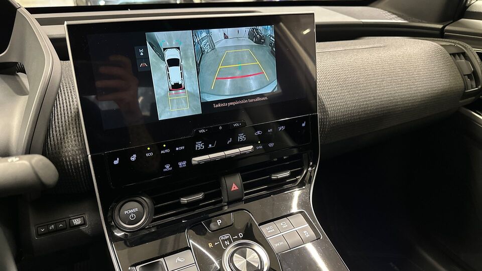 Toyota bZ4X vaihtoauto