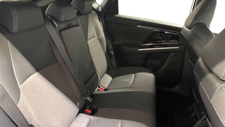 Toyota bZ4X vaihtoauto