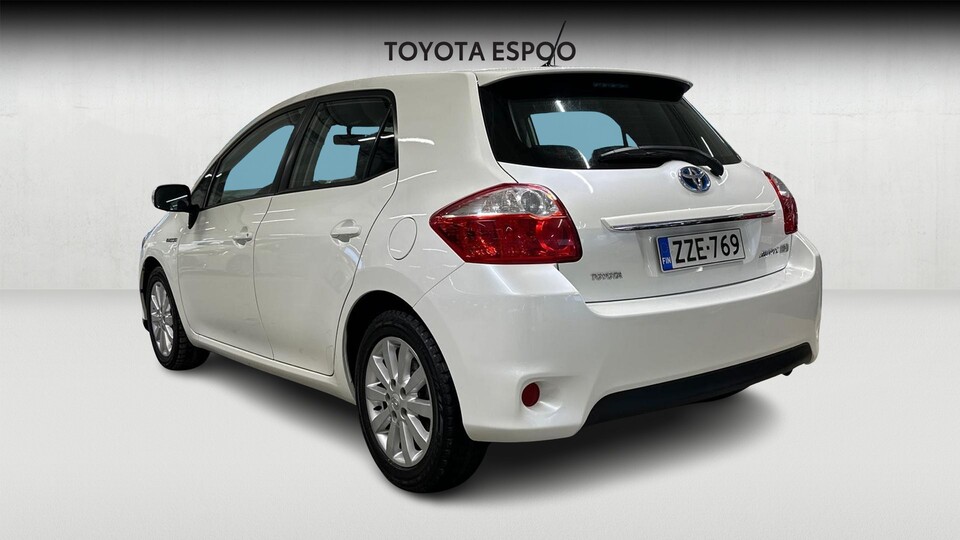 Toyota Auris vaihtoauto