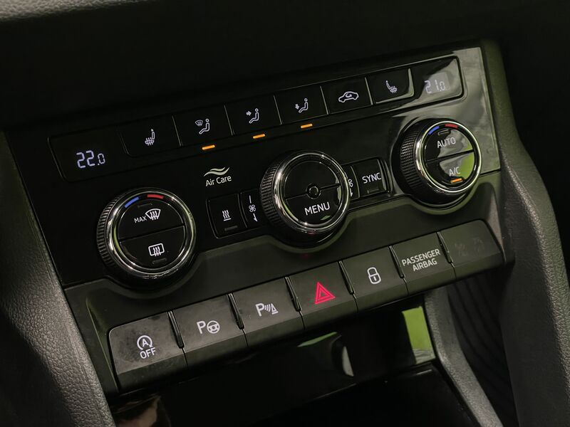 Skoda Karoq vaihtoauto