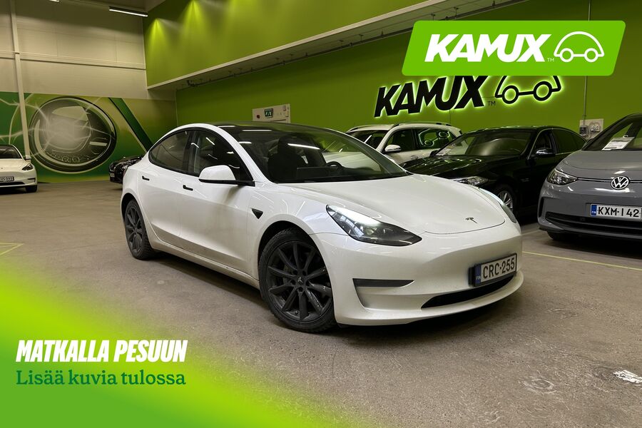 Tesla Model 3 vaihtoauto