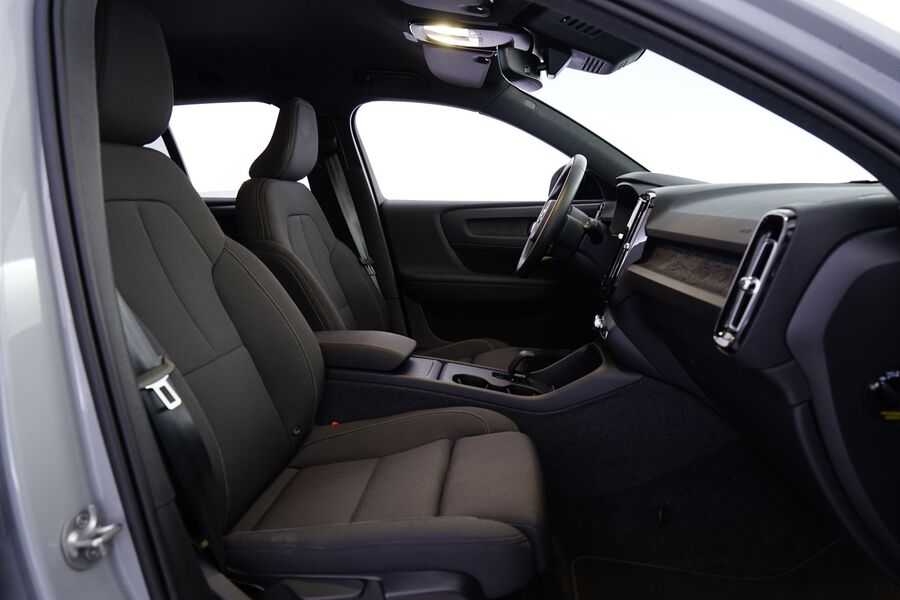 Volvo EX40 vaihtoauto