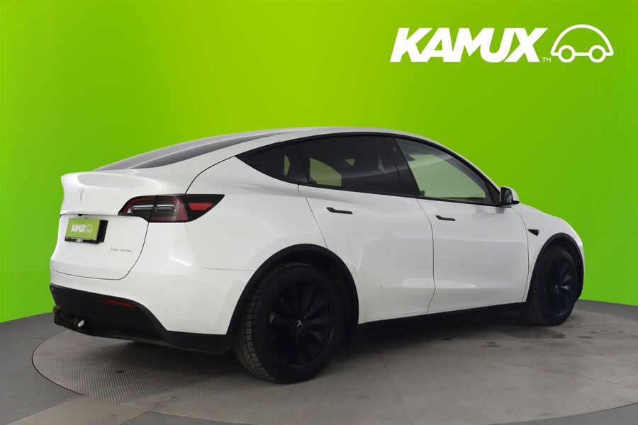 Tesla Model Y vaihtoauto