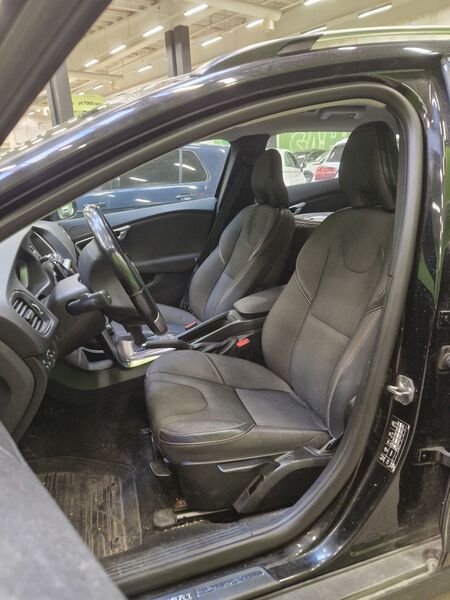 Volvo V40 Cross Country vaihtoauto