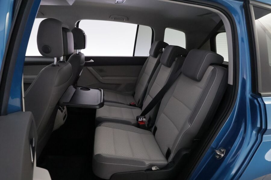 Volkswagen Touran vaihtoauto