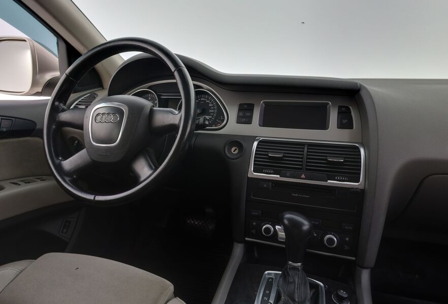 Audi Q7 vaihtoauto