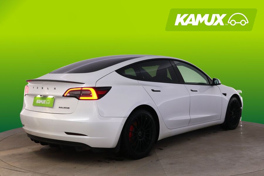 Tesla Model 3 vaihtoauto