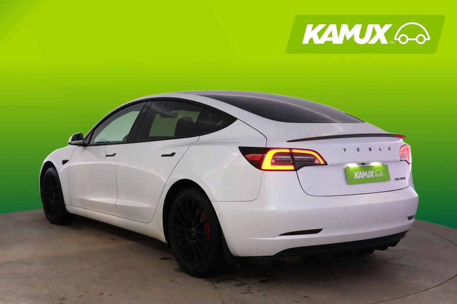 Tesla Model 3 vaihtoauto